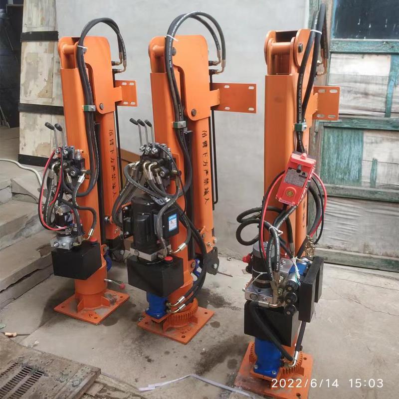 蓟州区重汽蓝牌随车吊 3.2吨 国六动力强 液压驱动 农用自卸起重机